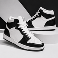 รองเท้าผ้าใบหุ้มข้อ (High-Top Sneakers)  โทนสี ขาว-ดำ